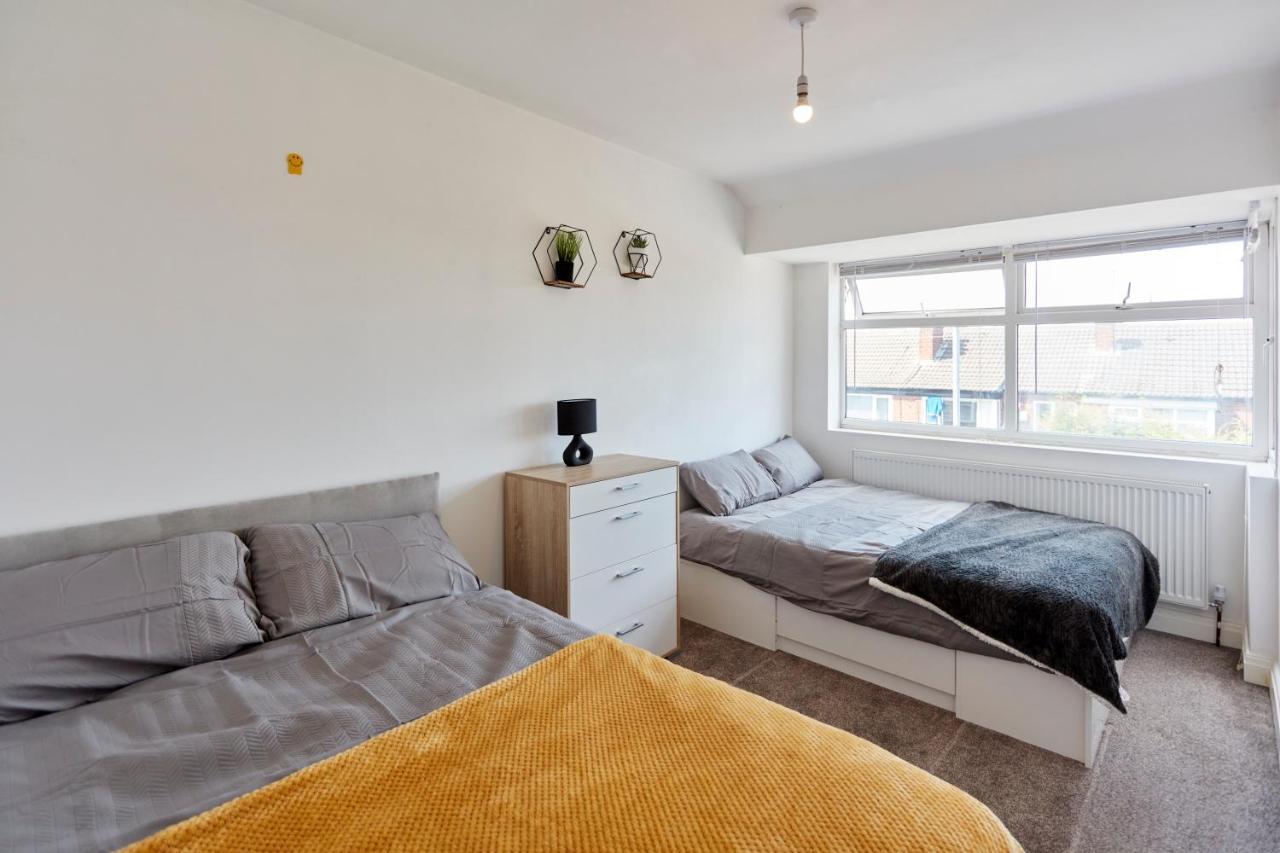 Spacious Home Close To City Centre Location 利兹 外观 照片