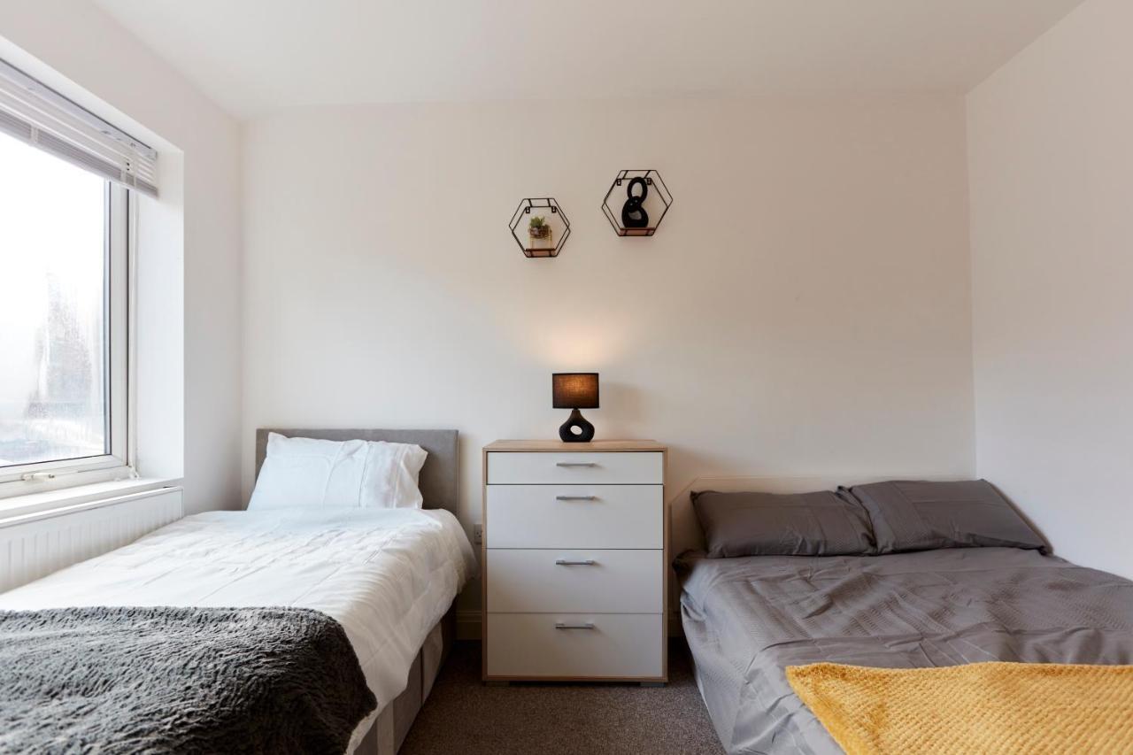 Spacious Home Close To City Centre Location 利兹 外观 照片