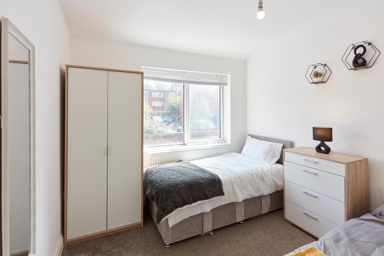 Spacious Home Close To City Centre Location 利兹 外观 照片