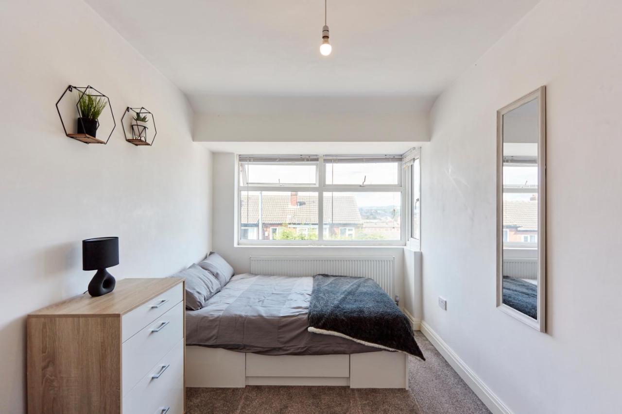 Spacious Home Close To City Centre Location 利兹 外观 照片