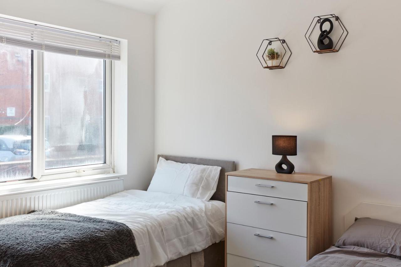 Spacious Home Close To City Centre Location 利兹 外观 照片